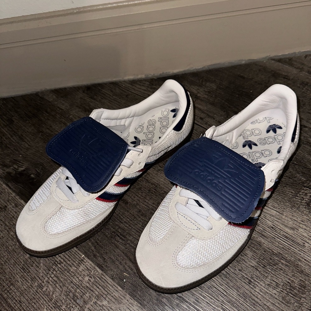 Adidas White Navy Red Handball Spezial Sneakers SZ 9.5 Men’s (no box)
